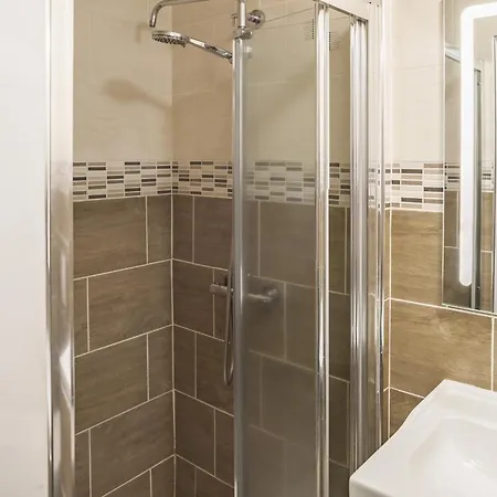 Charme Du Bouchon - Emplacement Ideal Apartman